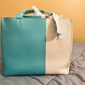 New 100% Authentic Tiffany & CO Color Block Woman’s Tote